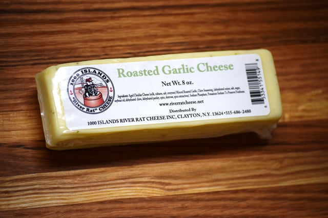 Roasted Garlic Cheddar (8 oz.)